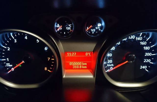 Minden harmadik német autó kilométerórája manipulált