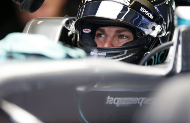 Hamilton nyerte a szezonzárót, de Rosberg a világbajnok