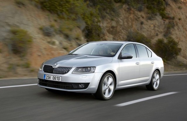 Vajon elfogy 95 ezer személyautó év végéig?