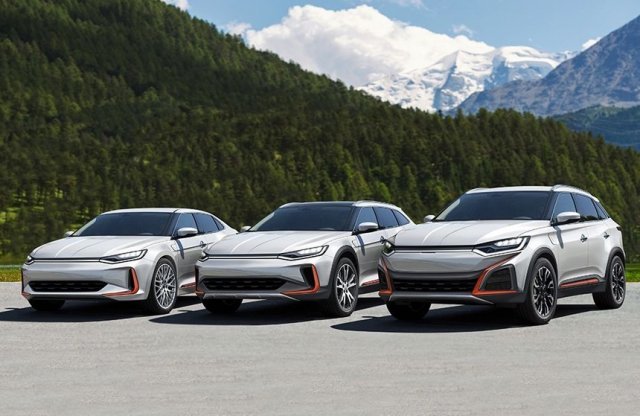 Több új villanyautót ígér a WM Motor