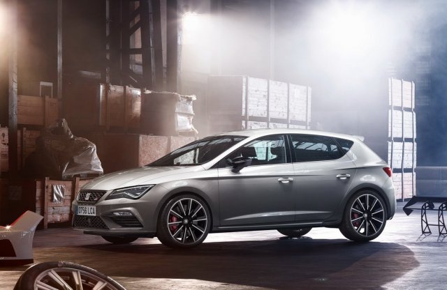 300 lóerős az új Leon Cupra