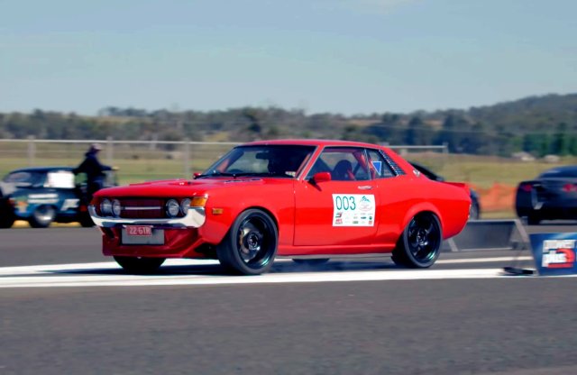 Mindent verő veterán Celica