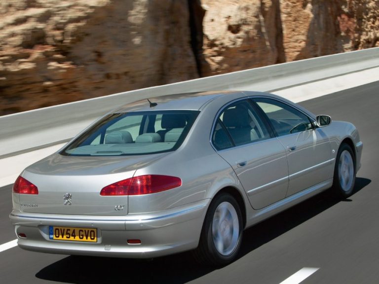 PEUGEOT 607