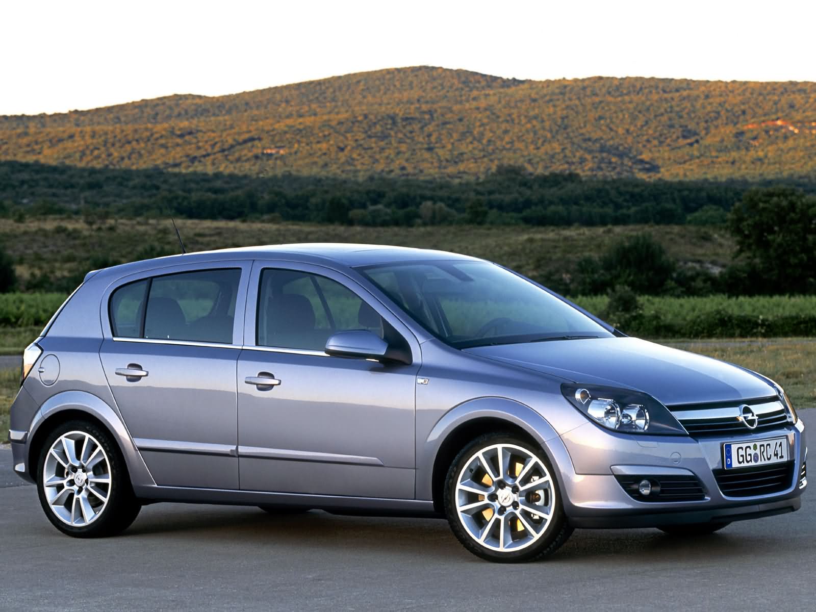 Alfombras opel astra h
