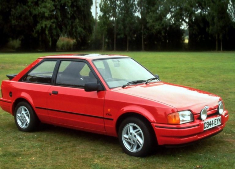 FORD ESCORT
