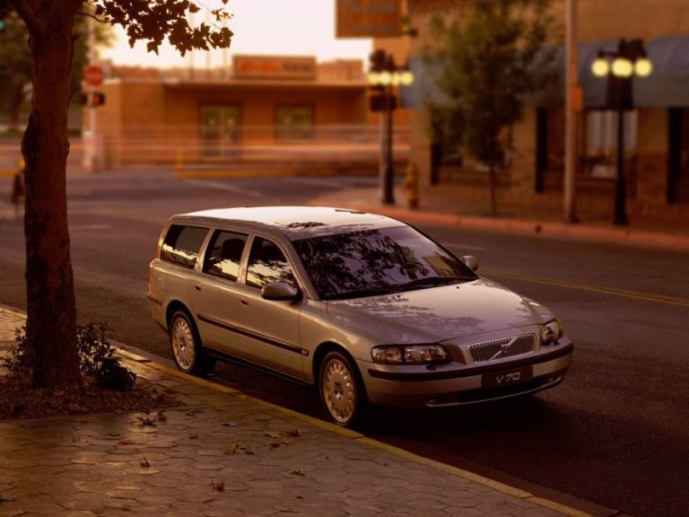 VOLVO V70