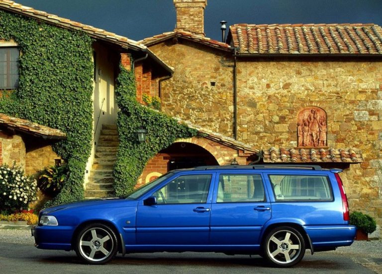 VOLVO V70