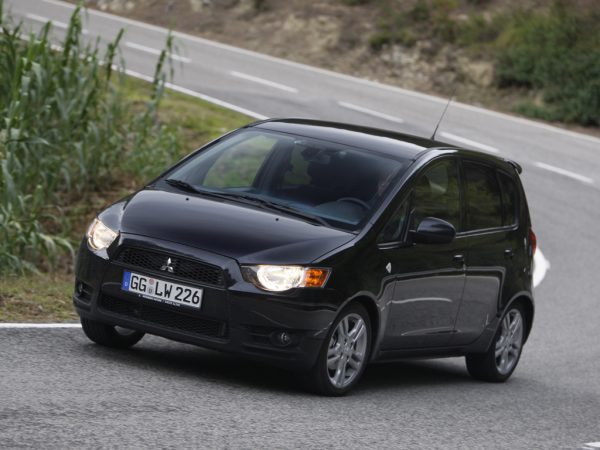Mitsubishi colt drom