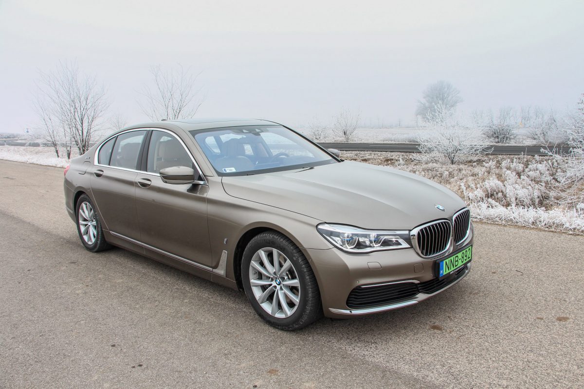 BMW 7-ES SOROZAT