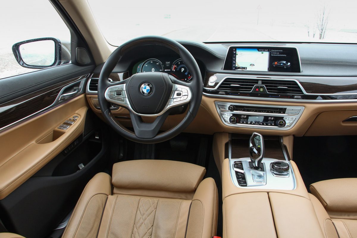 BMW 7-ES SOROZAT
