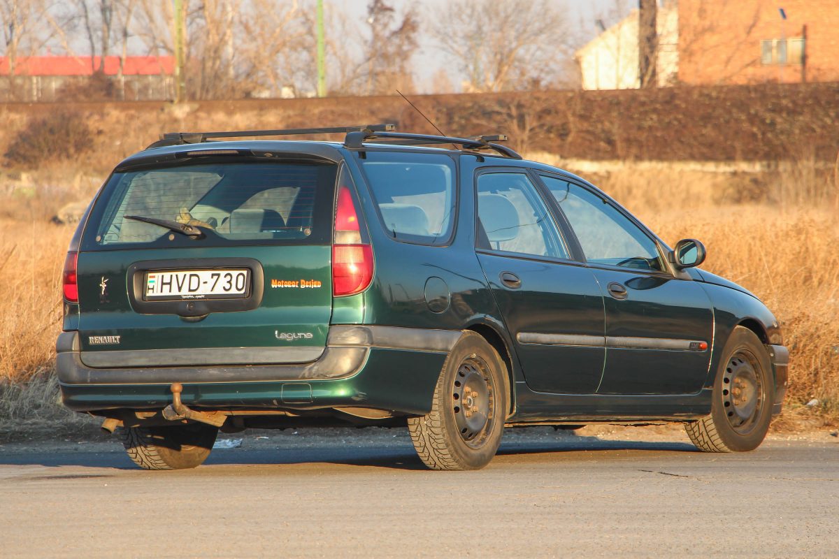 RENAULT LAGUNA