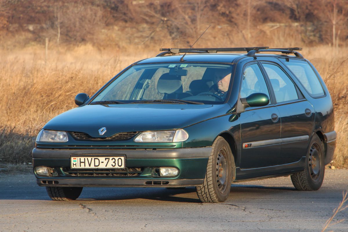 RENAULT LAGUNA