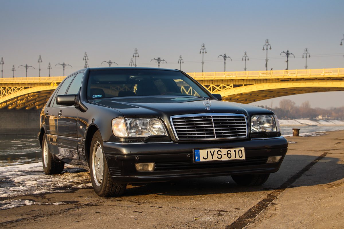 MERCEDES-BENZ S-OSZTÁLY