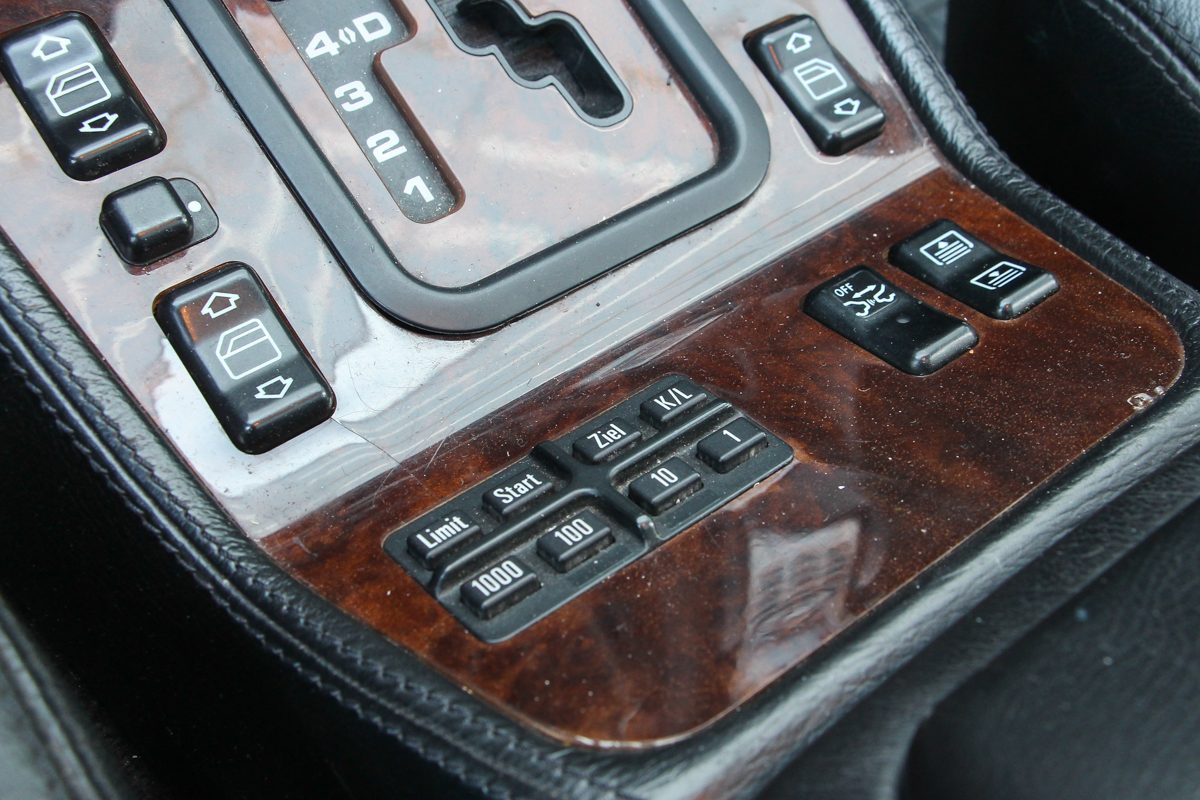 MERCEDES-BENZ S-OSZTÁLY