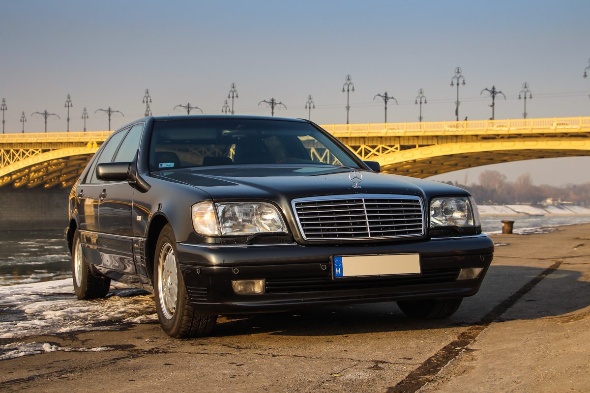 MERCEDES-BENZ S-OSZTÁLY