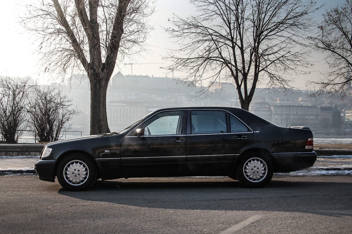 MERCEDES-BENZ S-OSZTÁLY