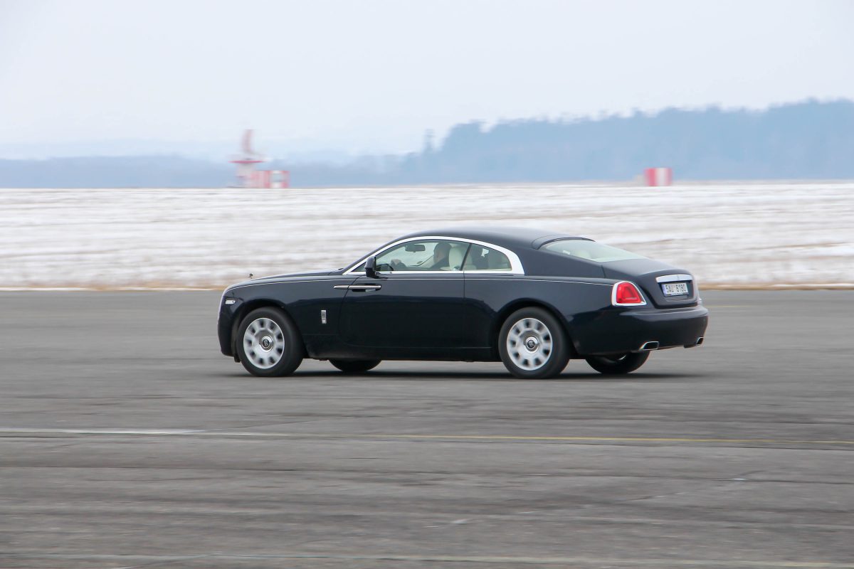 ROLLS-ROYCE