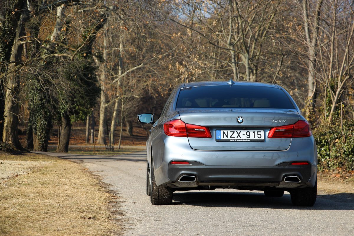 BMW 5-ÖS SOROZAT