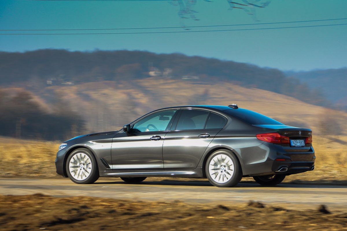 BMW 5-ÖS SOROZAT