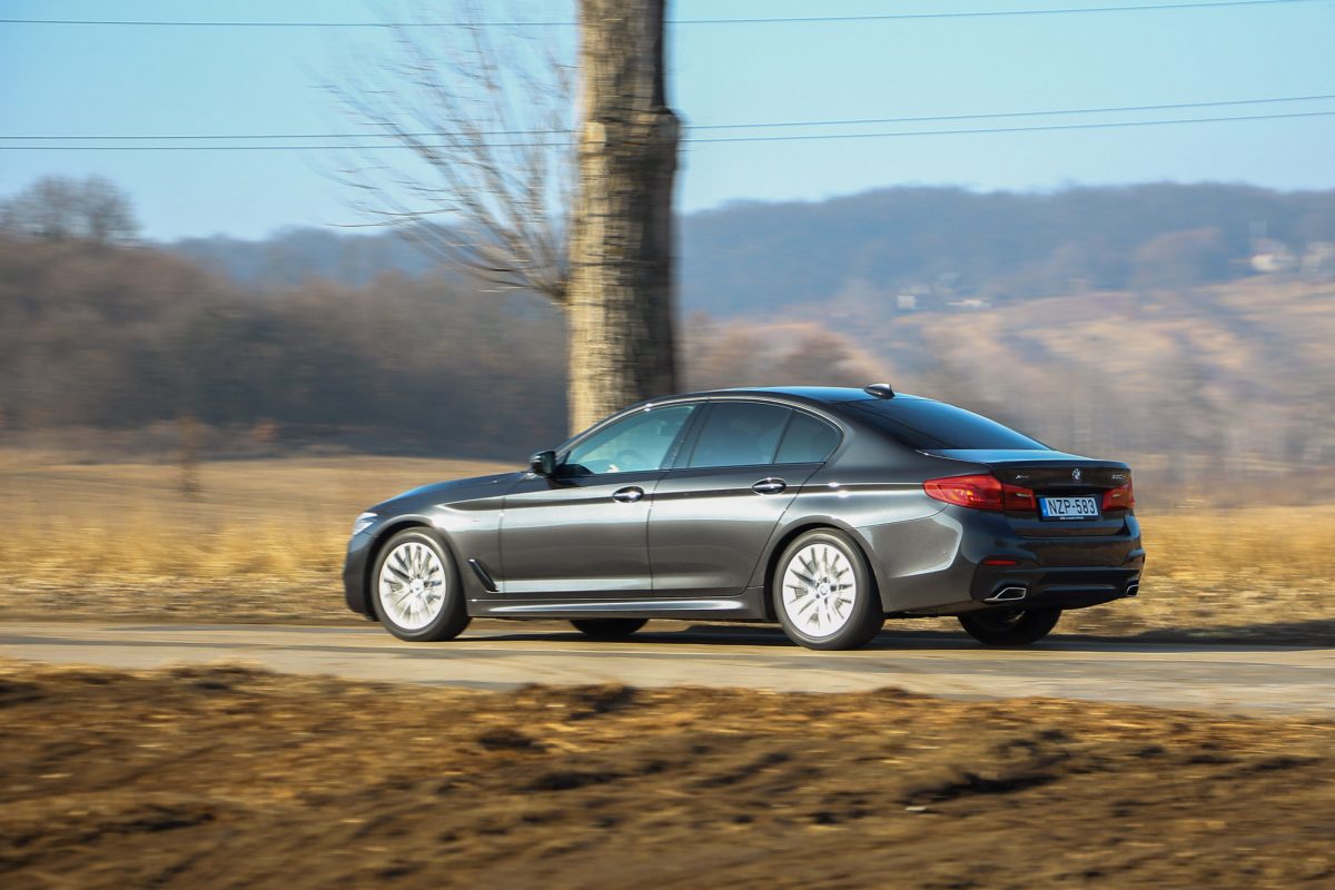 BMW 5-ÖS SOROZAT
