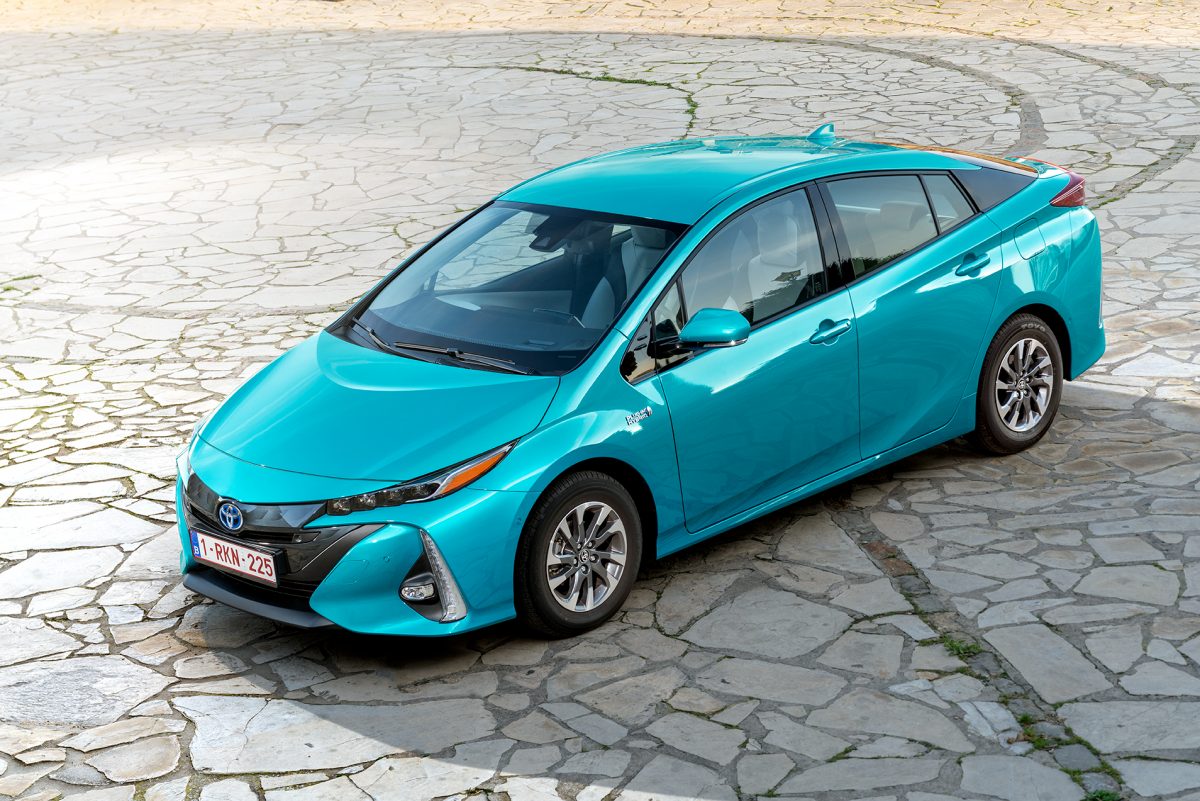 TOYOTA PRIUS