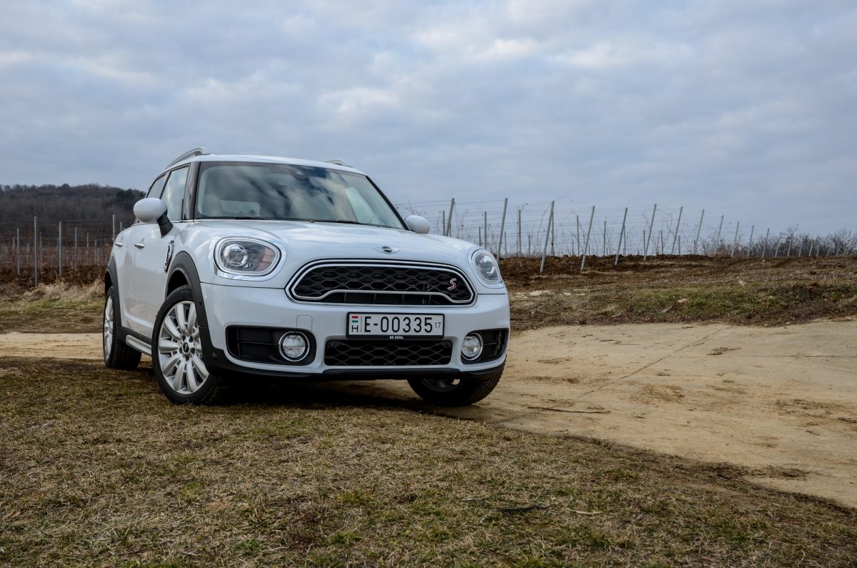 MINI COUNTRYMAN