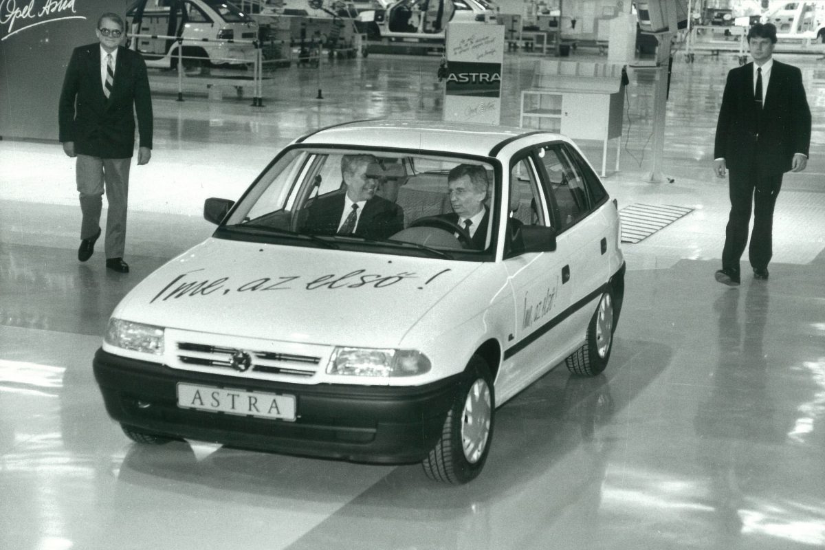 OPEL