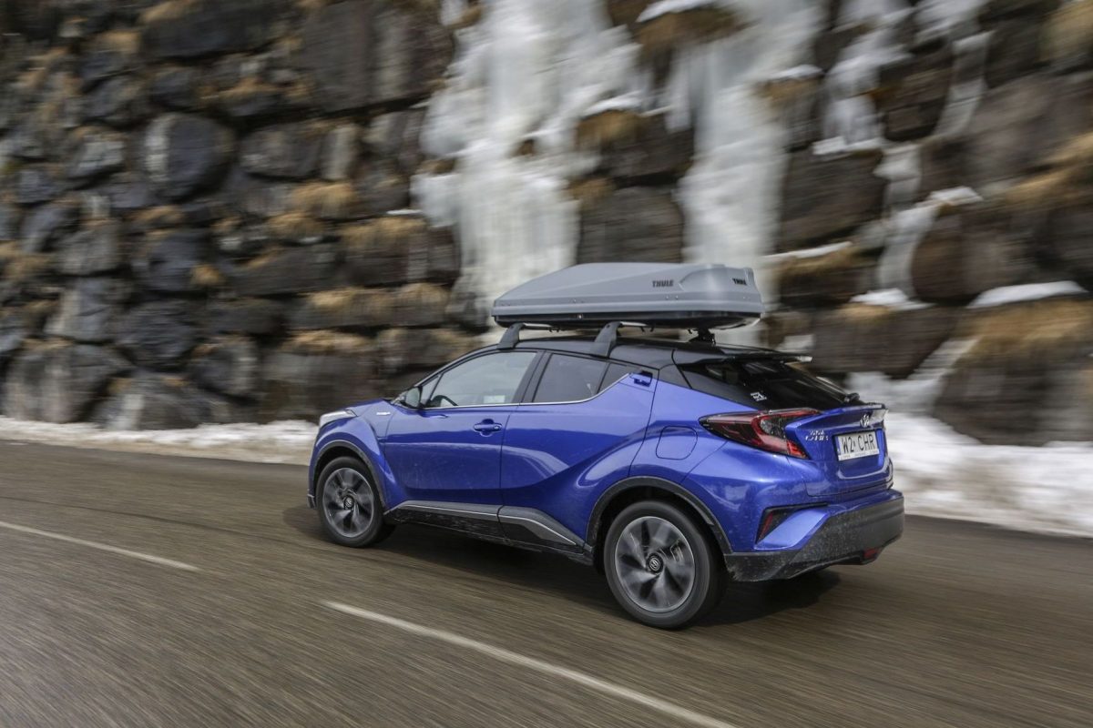 TOYOTA C-HR