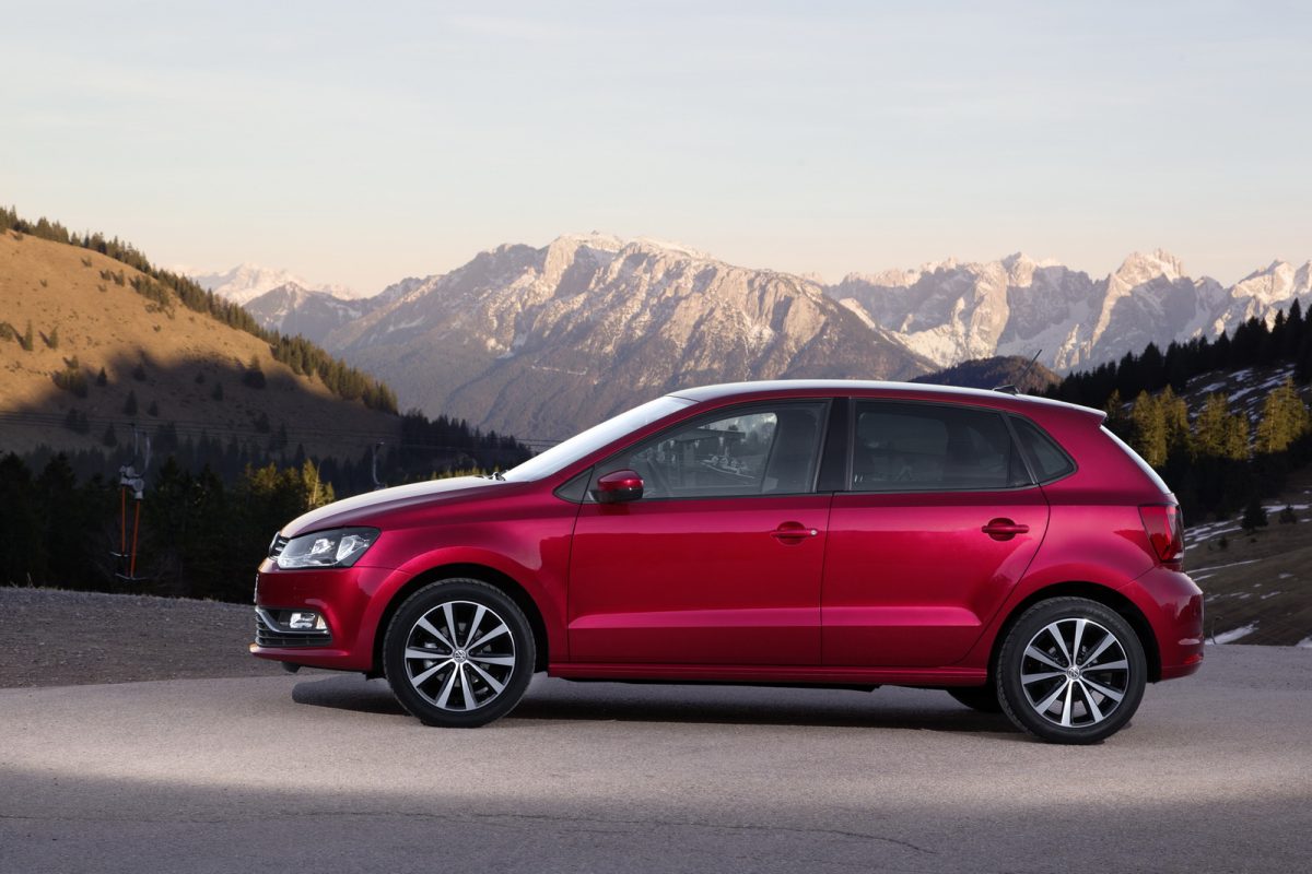 VOLKSWAGEN POLO