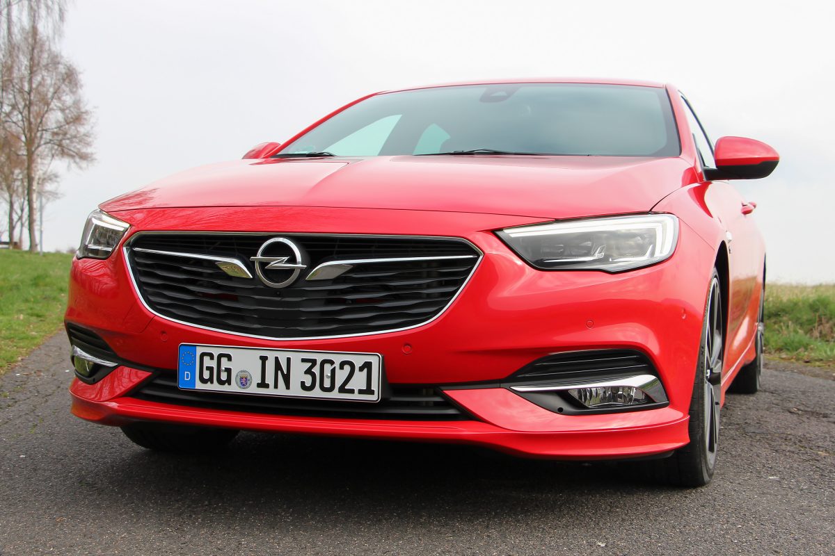 OPEL INSIGNIA