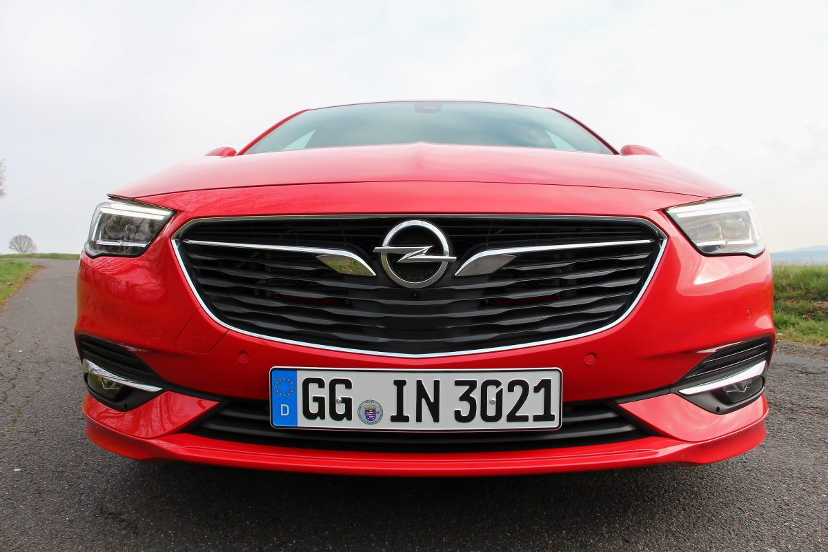 OPEL INSIGNIA