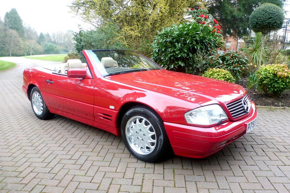 MERCEDES-BENZ SL-OSZTÁLY