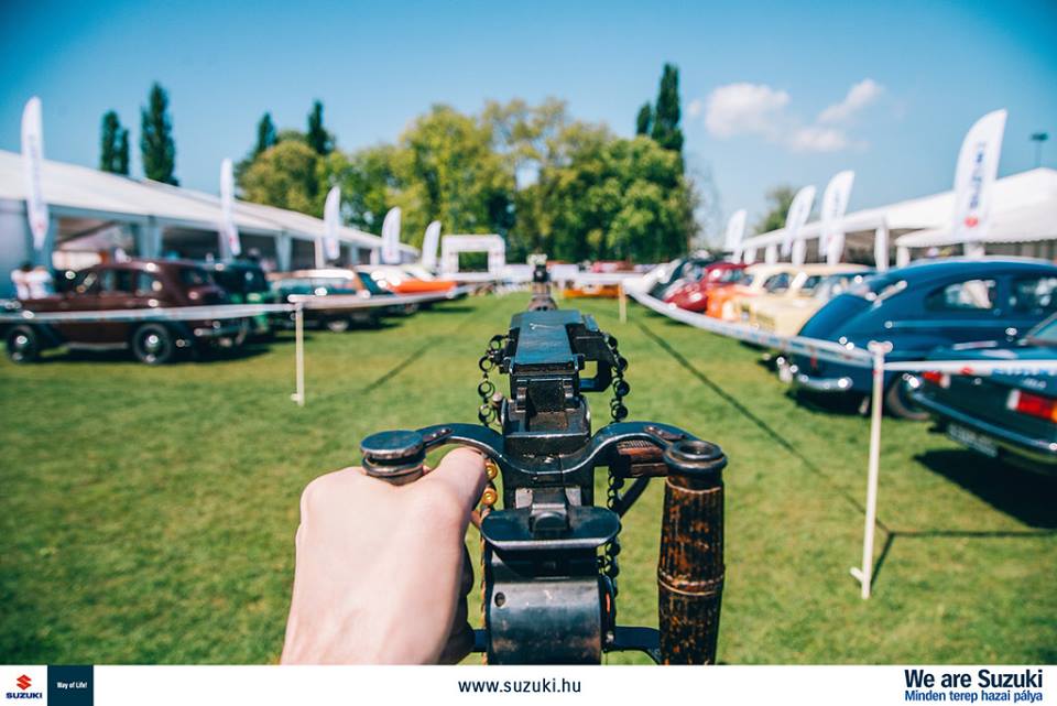 SUZUKI