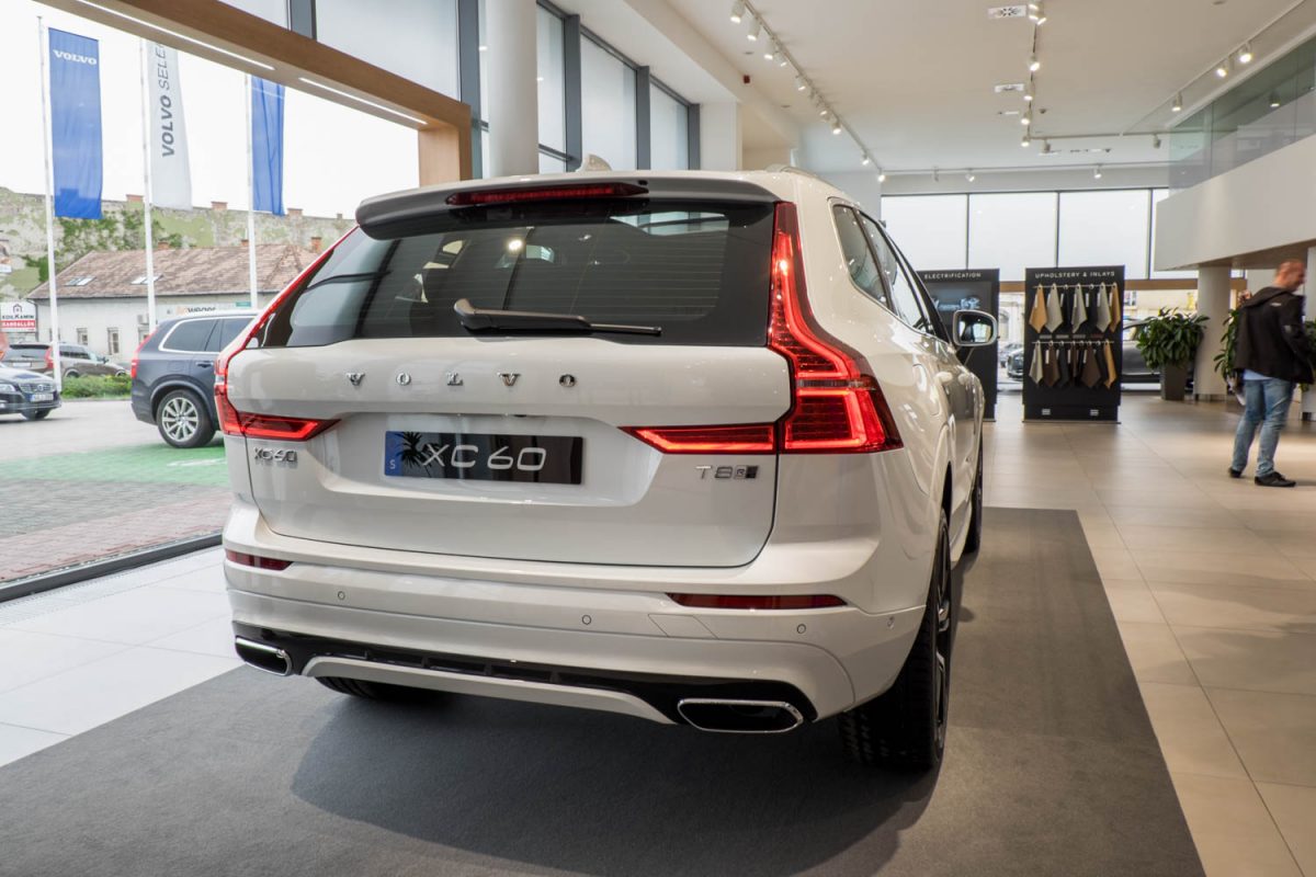 VOLVO XC60