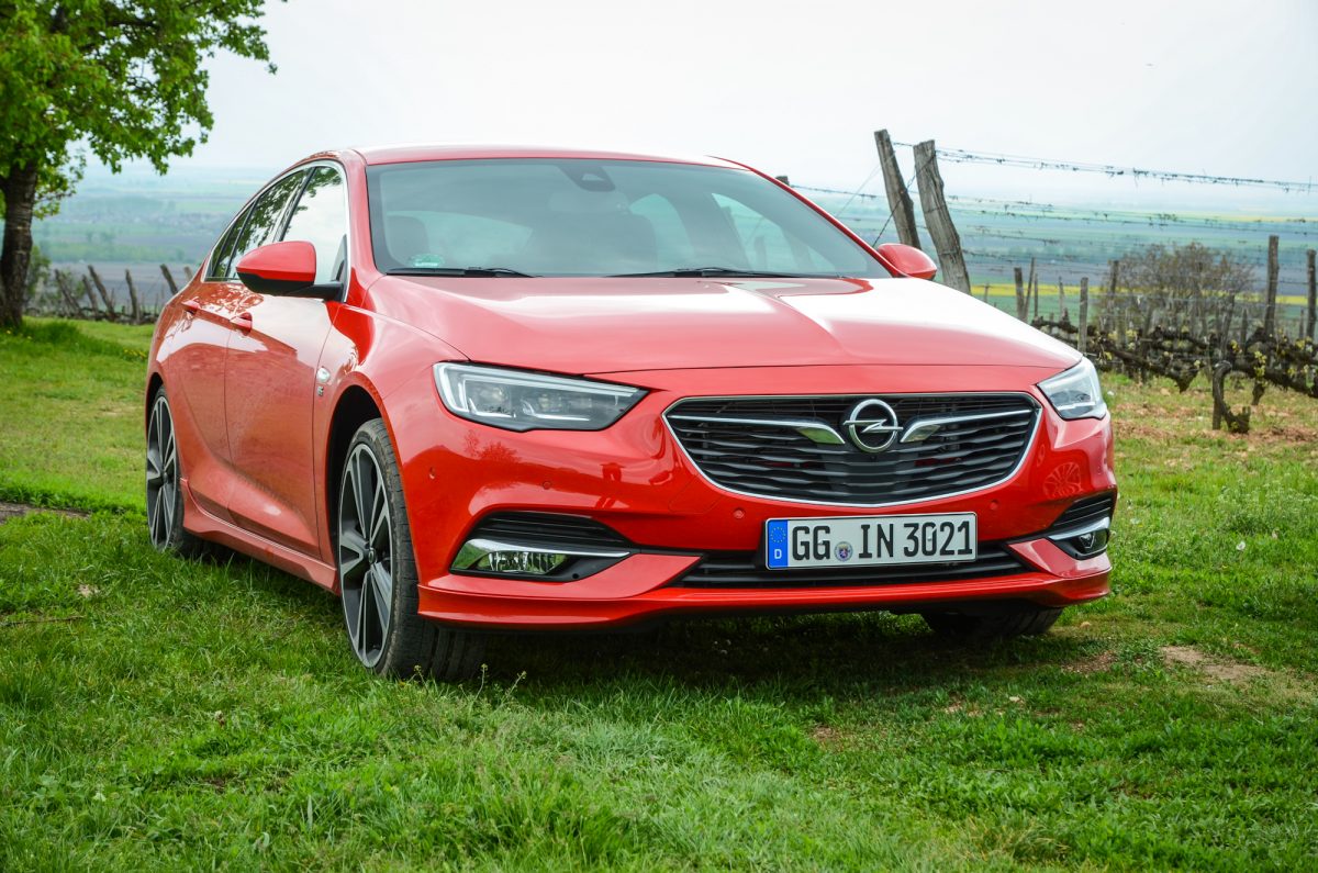 OPEL INSIGNIA