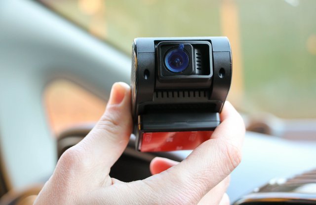 Olcsóbb a kérdőjelezhetetlen szemtanú, mint egy bírság