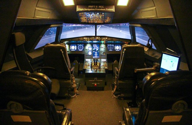 Repülőgépet vezettünk Budapesten. Te is kipróbálhatod!