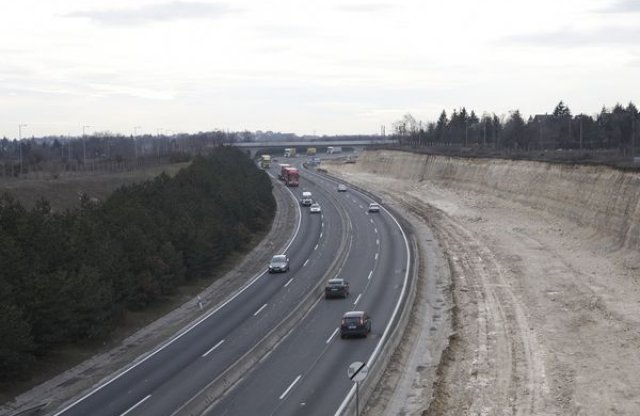 Rossz útjainkból 1200 kilométernyi újulhat meg idén