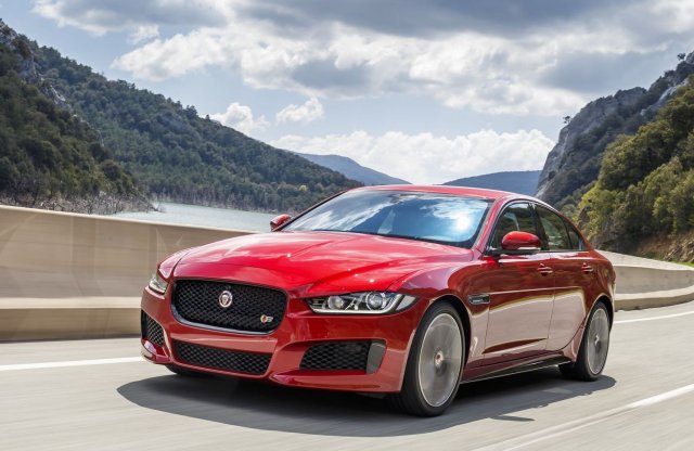 Új motorokkal erősít a Jaguar