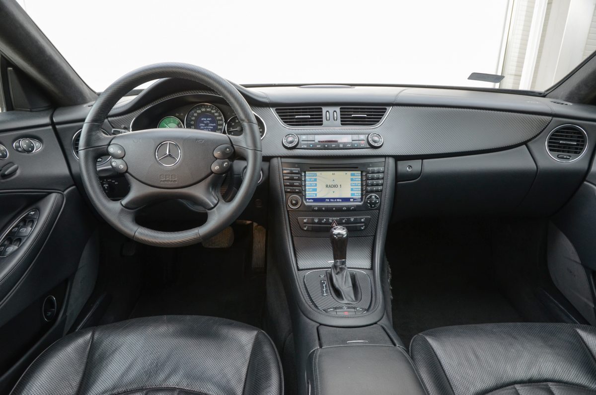 MERCEDES-BENZ CLS 500