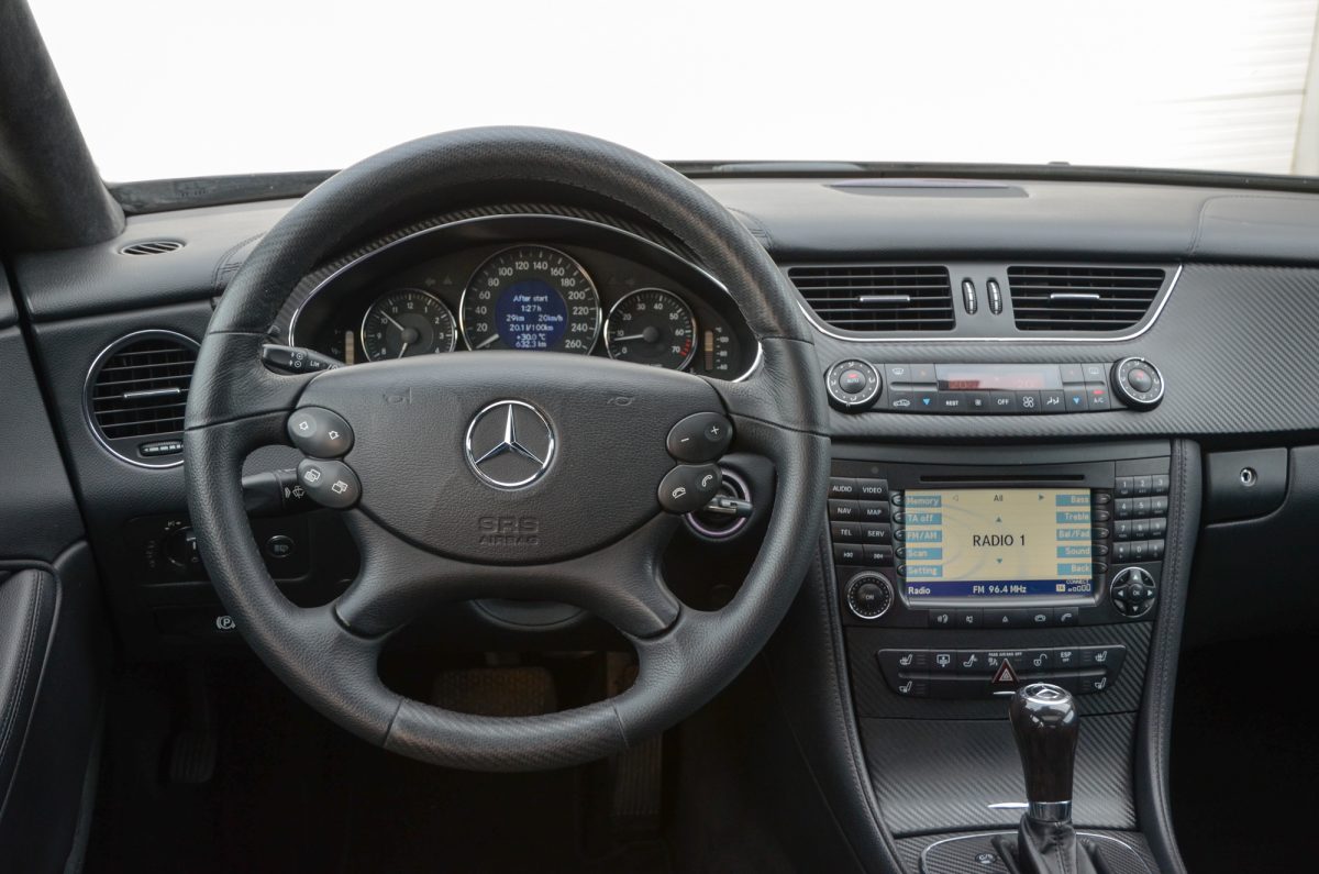 MERCEDES-BENZ CLS 500