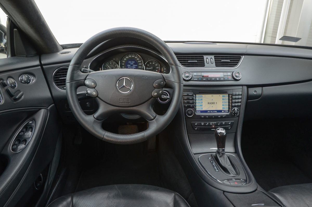 MERCEDES-BENZ CLS 500