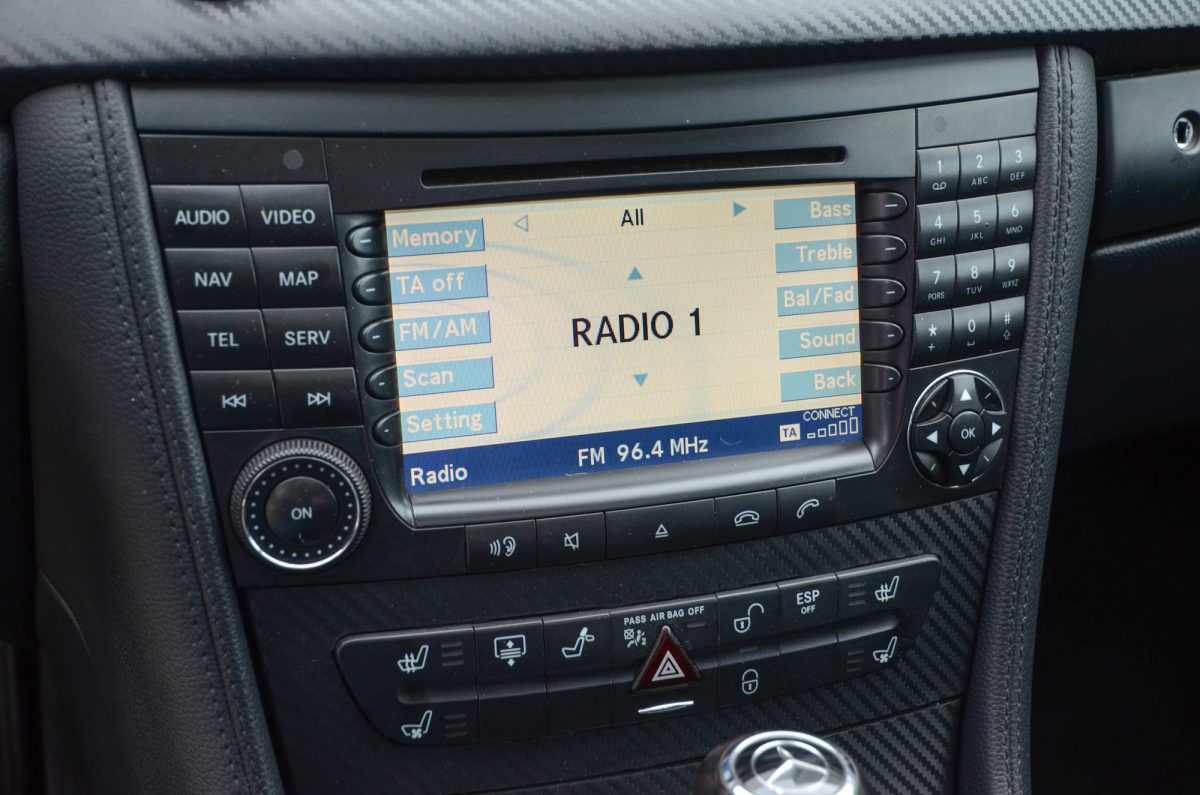 MERCEDES-BENZ CLS 500