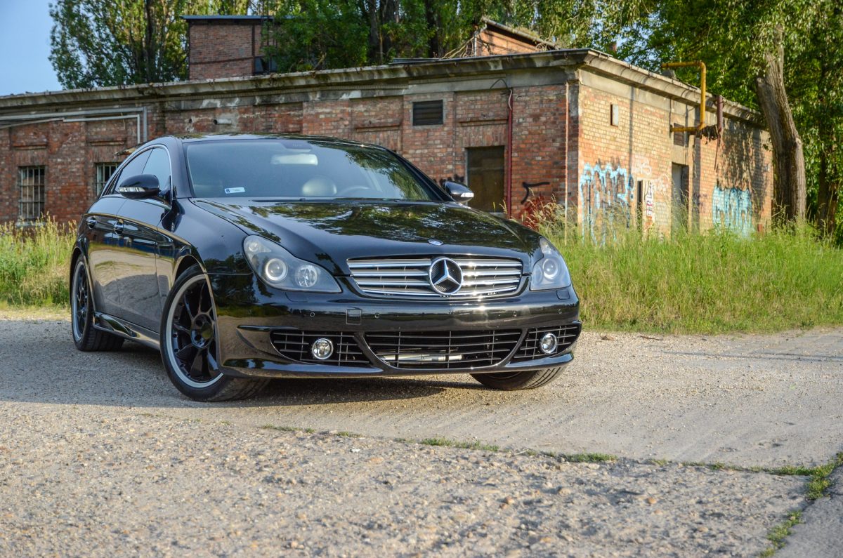 MERCEDES-BENZ CLS 500