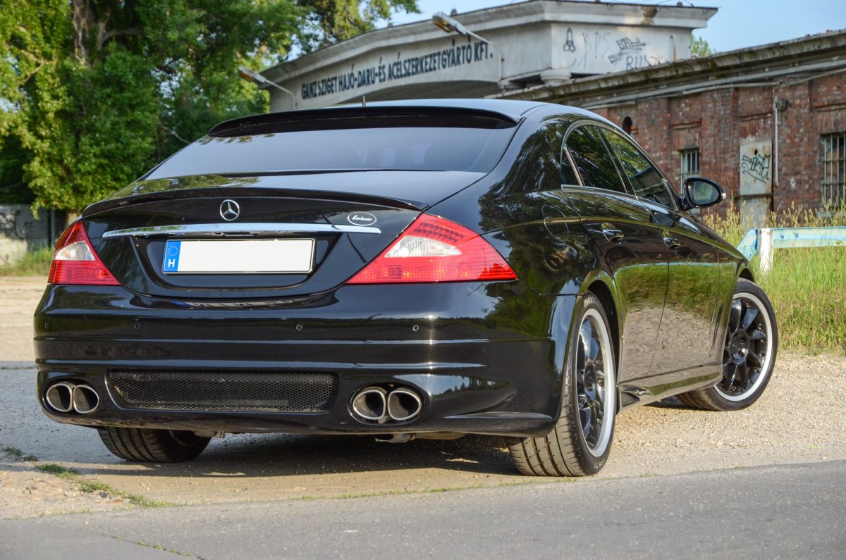 MERCEDES-BENZ CLS 500