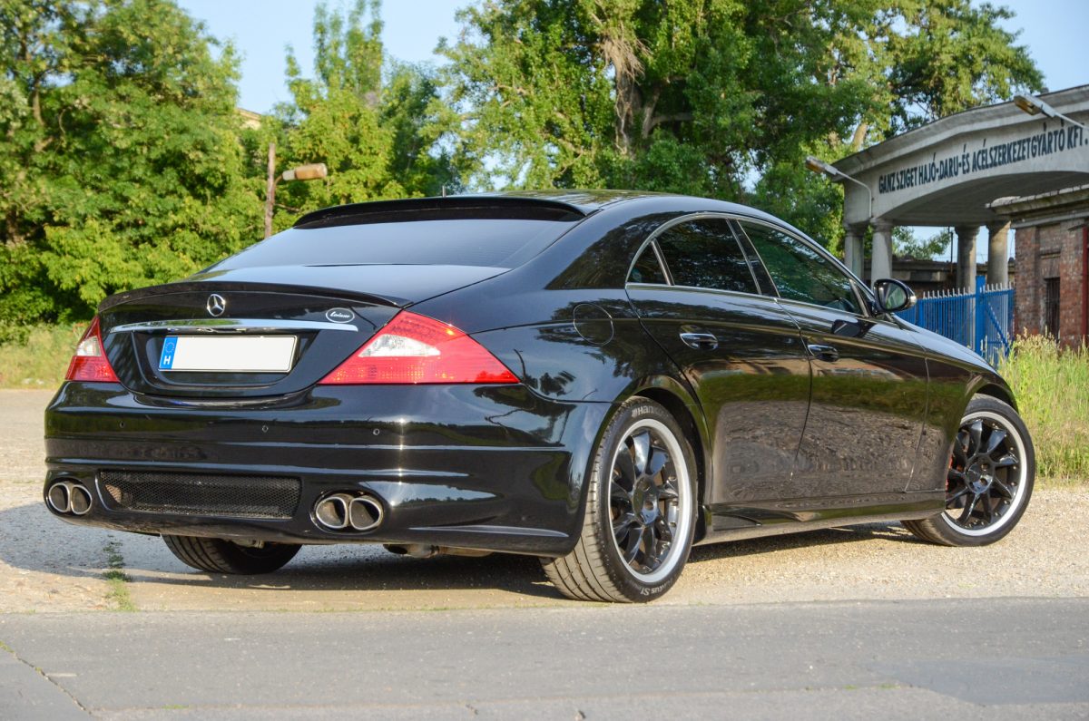 MERCEDES-BENZ CLS 500
