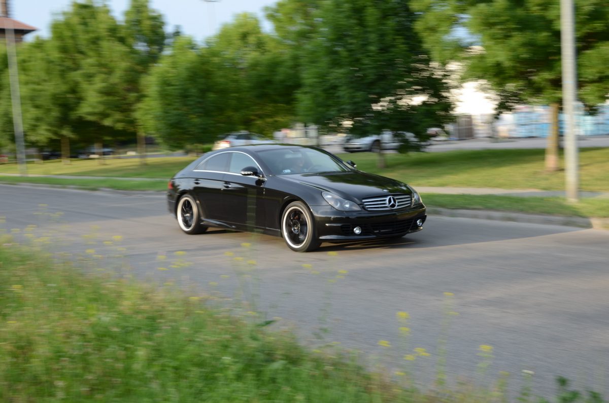 MERCEDES-BENZ CLS 500