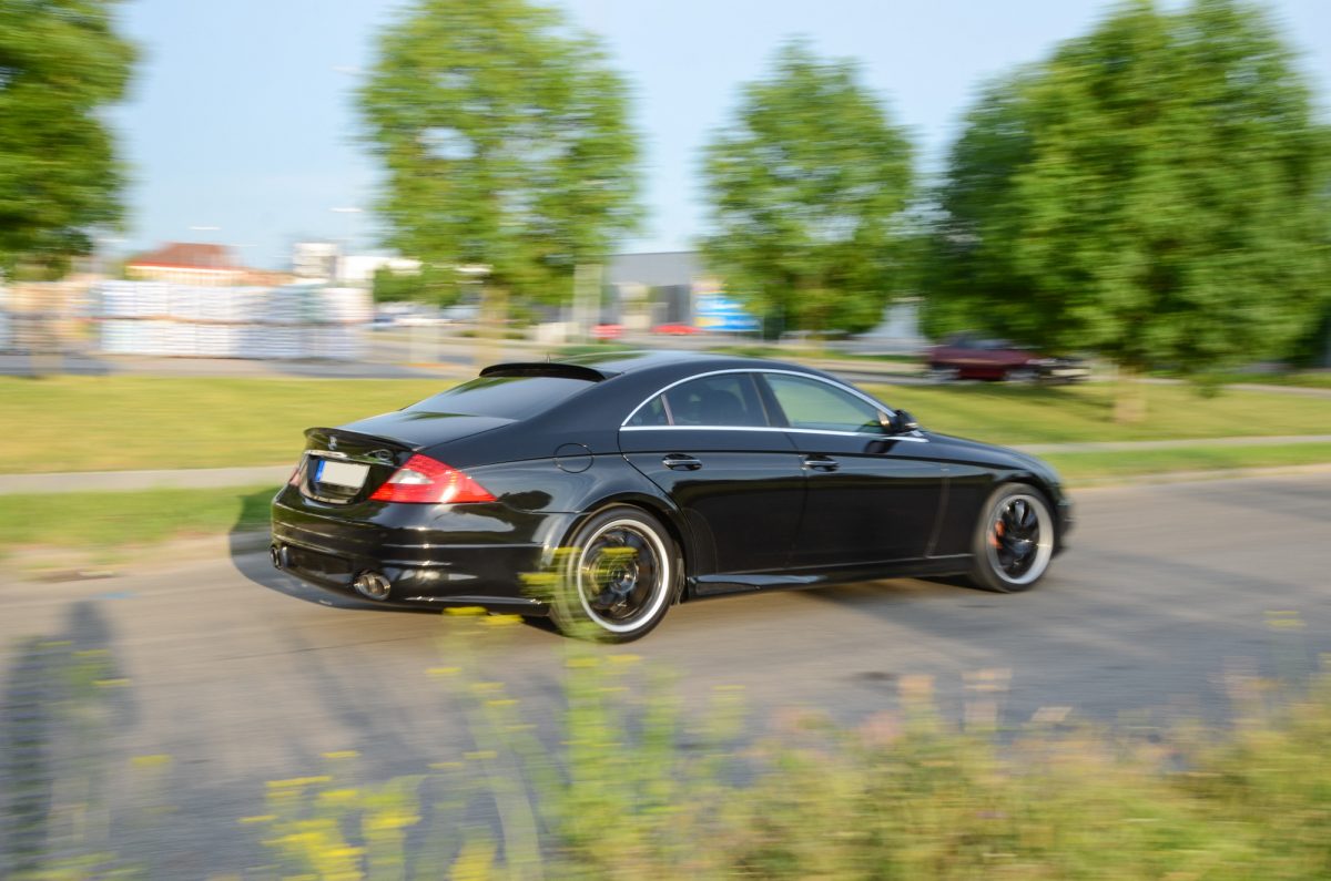 MERCEDES-BENZ CLS 500