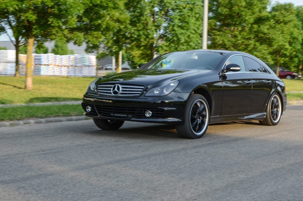 MERCEDES-BENZ CLS 500