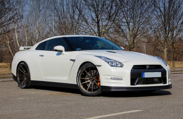 Hamarosan elkészül az 1200 lóerős Nissan GT-R